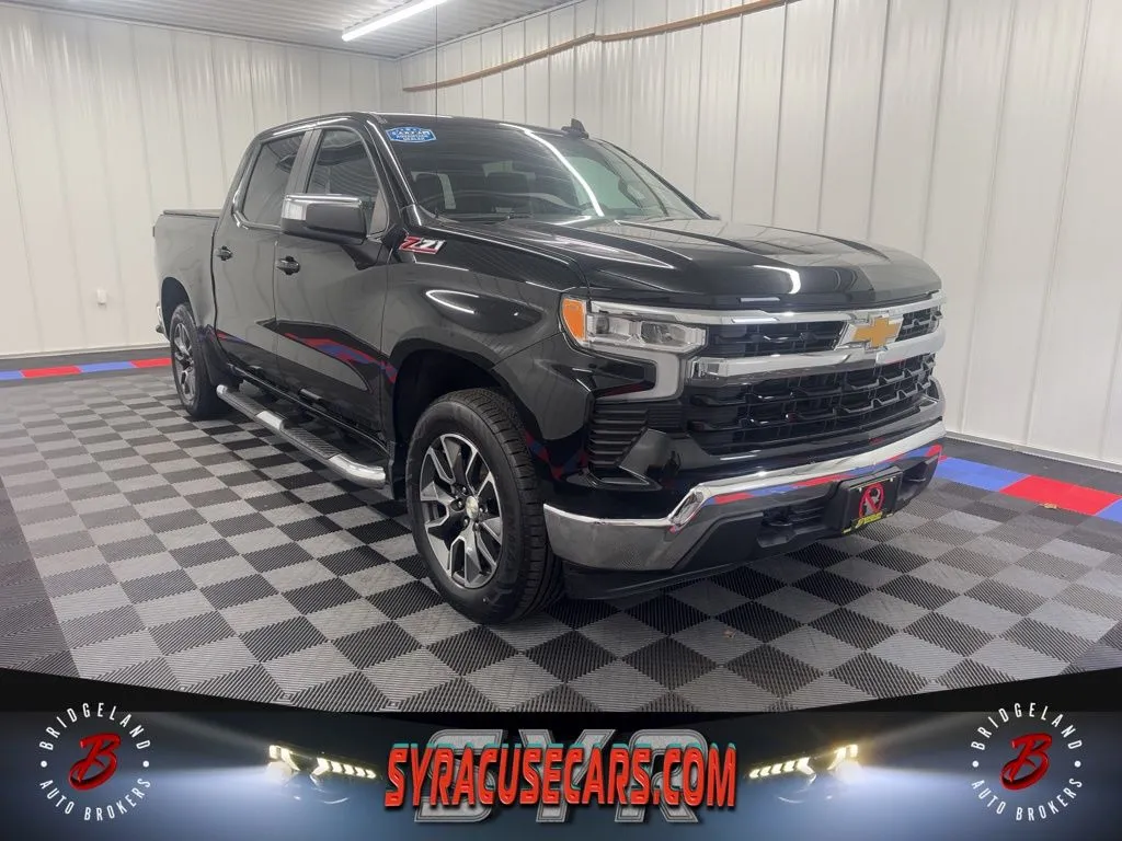 2022 Chevrolet Silverado 1500 LT for sale in Bridgeport, NY