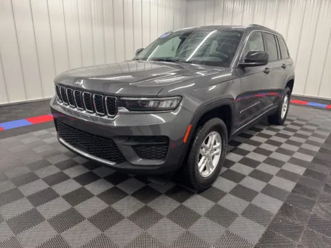 More photos of 2022 Jeep Grand Cherokee Laredo at Bridgeland Auto Brokers, NY