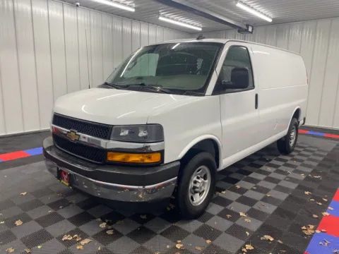 More photos of 2022 Chevrolet Express 2500 Work Van at Bridgeland Auto Brokers, NY