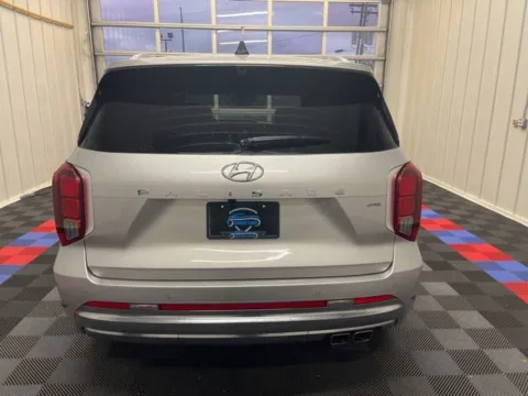 More photos of 2024 Hyundai Palisade Calligraphy at Bridgeland Auto Brokers, NY