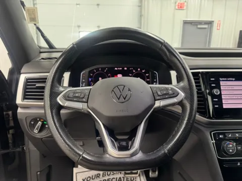 More photos of 2023 Volkswagen Atlas Cross Sport 3.6L V6 SEL Premium R-Line at Bridgeland Auto Brokers, NY