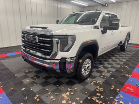 More photos of 2024 GMC Sierra 2500HD SLE at Bridgeland Auto Brokers, NY