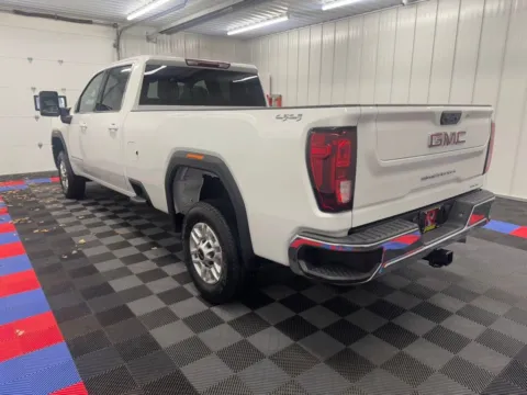More photos of 2024 GMC Sierra 2500HD SLE at Bridgeland Auto Brokers, NY