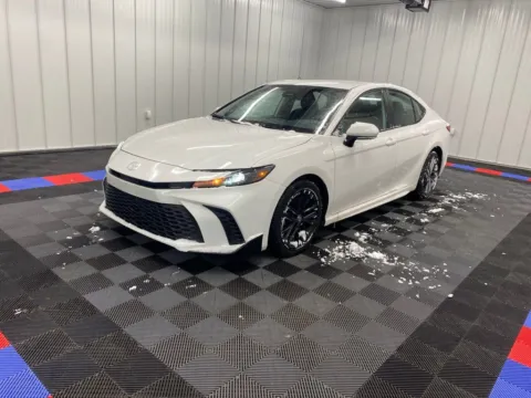 Photos of 2025 Toyota Camry SE for sale in Bridgeport, NY at Bridgeland Auto Brokers