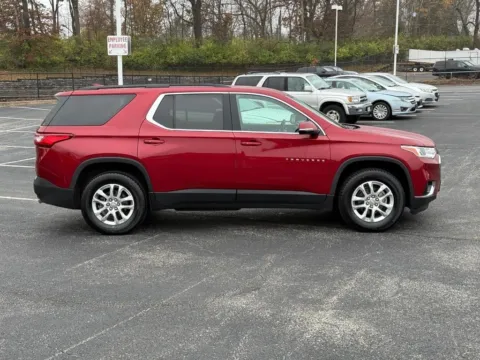 Photos of 2019 Chevrolet Traverse LT for sale in Ballwin, MO at Jay Wolfe Toyota of West County