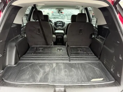 More photos of 2019 Chevrolet Traverse LT at Jay Wolfe Toyota of West County, MO