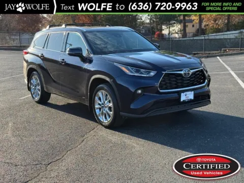 Blue 2022 Toyota Highlander Hybrid Limited for sale in Ballwin, MO