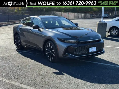 Black 2025 Toyota Crown Platinum for sale in Ballwin, MO