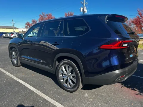 Photos of 2025 Toyota Grand Highlander Limited for sale in Ballwin, MO at Jay Wolfe Toyota of West County