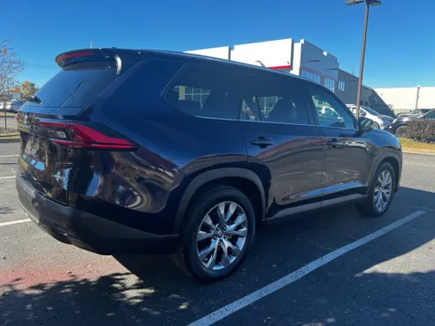 More photos of 2025 Toyota Grand Highlander Limited at Jay Wolfe Toyota of West County, MO