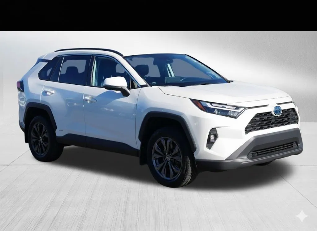 2022 Toyota RAV4 Hybrid XLE Premium for sale in Ballwin, MO