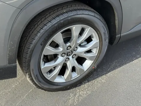 More photos of 2026 Toyota Grand Highlander Limited at Jay Wolfe Toyota of West County, MO