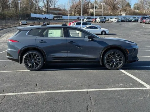 Photos of 2025 Toyota Crown Signia Limited for sale in Ballwin, MO at Jay Wolfe Toyota of West County