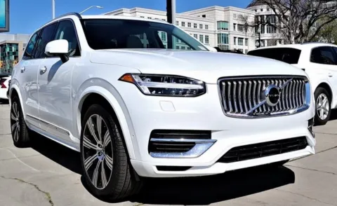 White 2021 Volvo XC90 Recharge Plug-In Hybrid T8 Inscription 7 Passenger for sale in Ballwin, MO