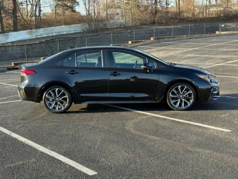 Photos of 2022 Toyota Corolla SE for sale in Ballwin, MO at Jay Wolfe Toyota of West County