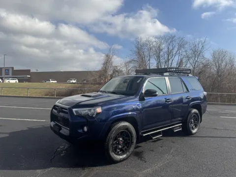 Photos of 2020 Toyota 4Runner Venture for sale in Ballwin, MO at Jay Wolfe Toyota of West County