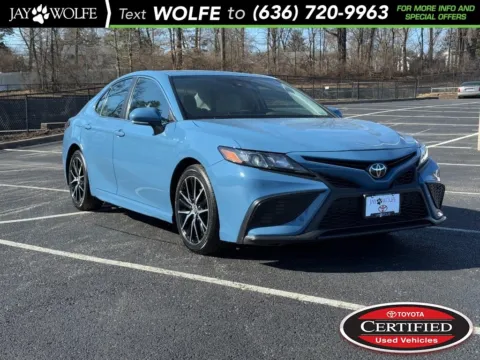Blue 2023 Toyota Camry SE for sale in Ballwin, MO
