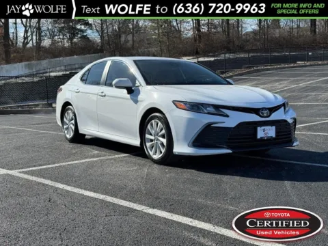 White 2022 Toyota Camry LE for sale in Ballwin, MO
