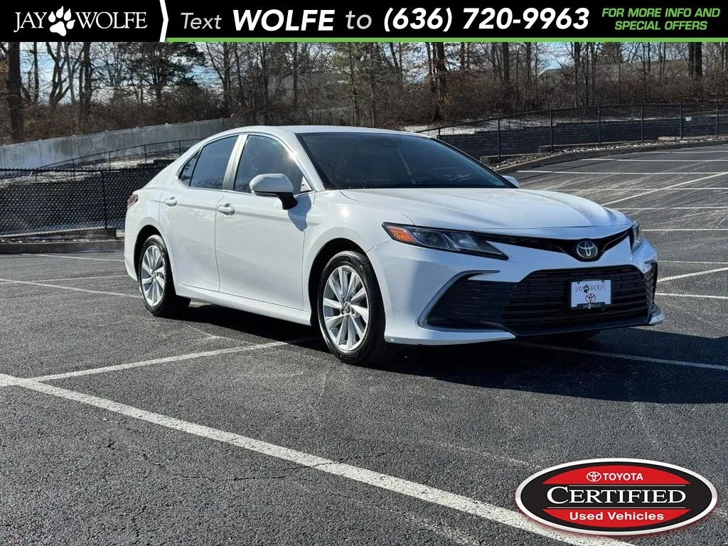 White 2022 Toyota Camry LE for sale in Ballwin, MO