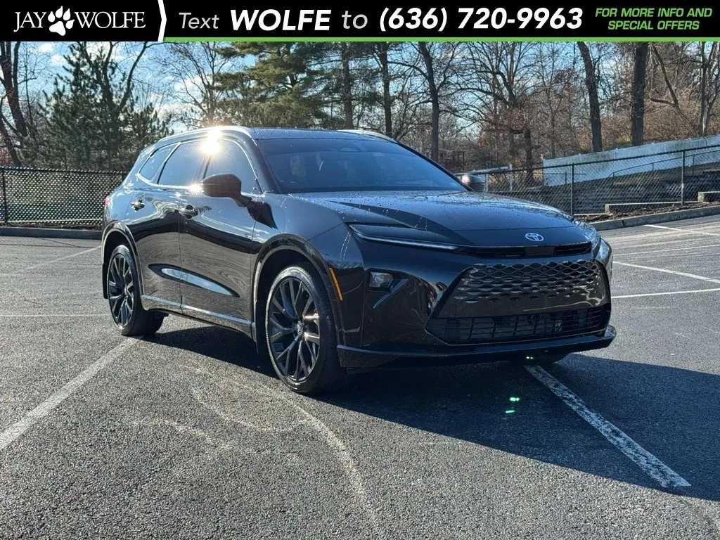 2025 Toyota Crown Signia Limited for sale in Ballwin, MO