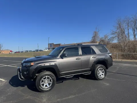 Gray 2015 Toyota 4Runner Trail Premium for sale in Ballwin, MO