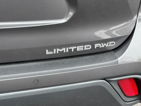 More photos of 2020 Toyota Highlander Limited at Jay Wolfe Toyota of West County, MO