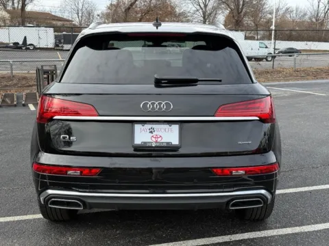 More photos of 2023 Audi Q5 45 S line Prestige at Jay Wolfe Toyota of West County, MO