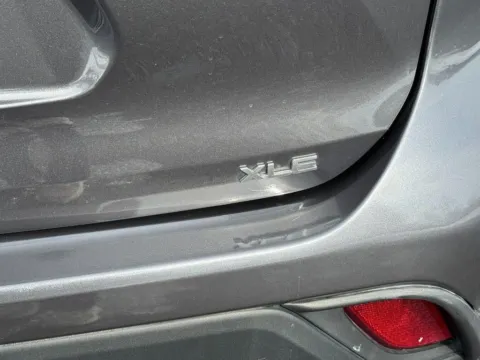 More photos of 2022 Toyota Highlander Hybrid XLE at Jay Wolfe Toyota of West County, MO