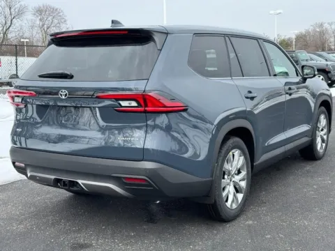 Another view of 2026 Toyota Grand Highlander Limited for sale in Ballwin, MO at Jay Wolfe Toyota of West County