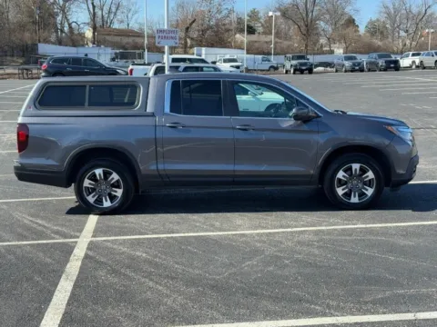 Photos of 2019 Honda Ridgeline RTL for sale in Ballwin, MO at Jay Wolfe Toyota of West County