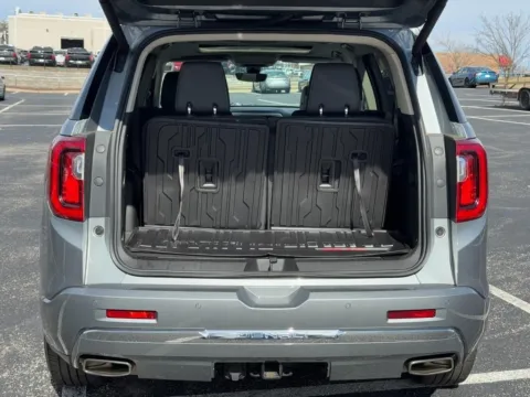 More photos of 2023 GMC Acadia Denali at Jay Wolfe Toyota of West County, MO