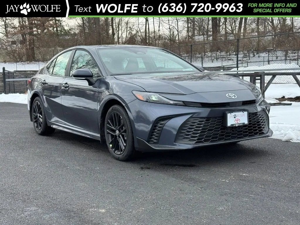 Black 2026 Toyota Camry SE for sale in Ballwin, MO