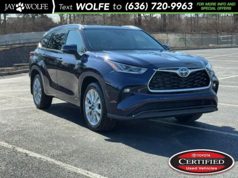 Blue 2022 Toyota Highlander Hybrid Limited for sale in Ballwin, MO