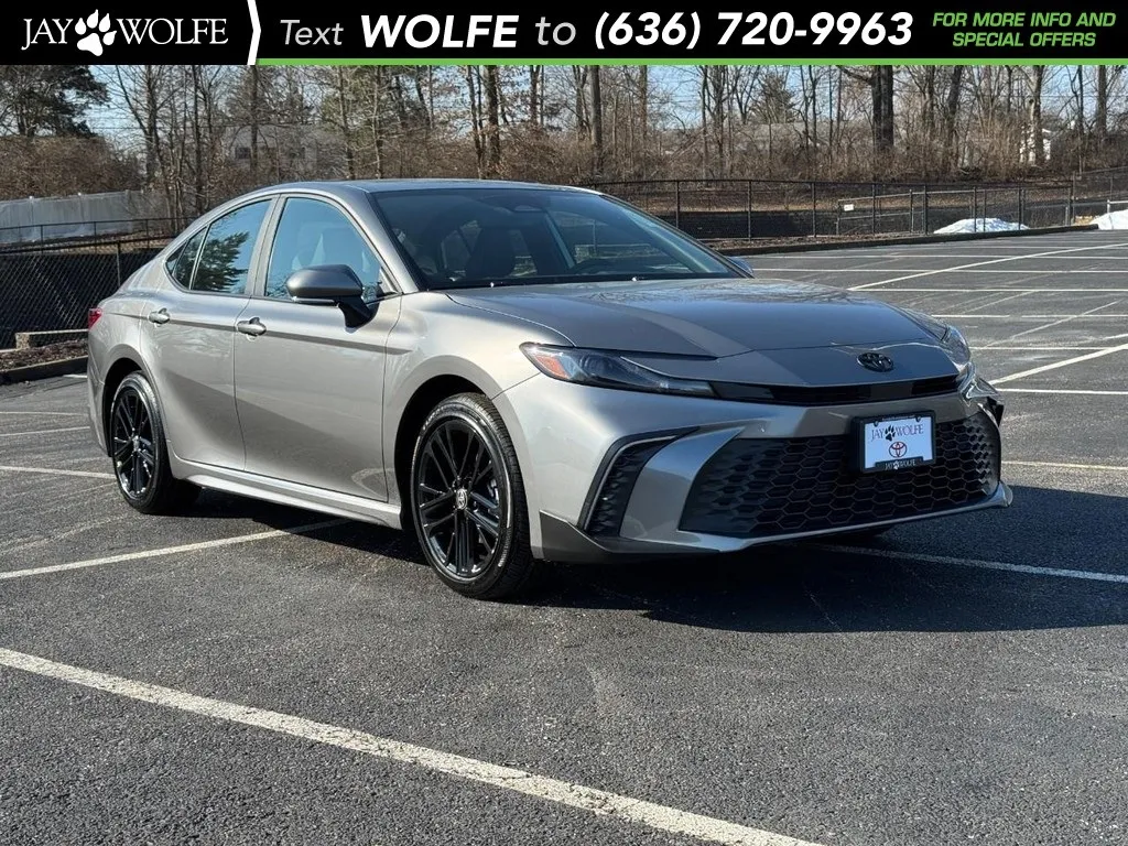 Black 2026 Toyota Camry SE for sale in Ballwin, MO