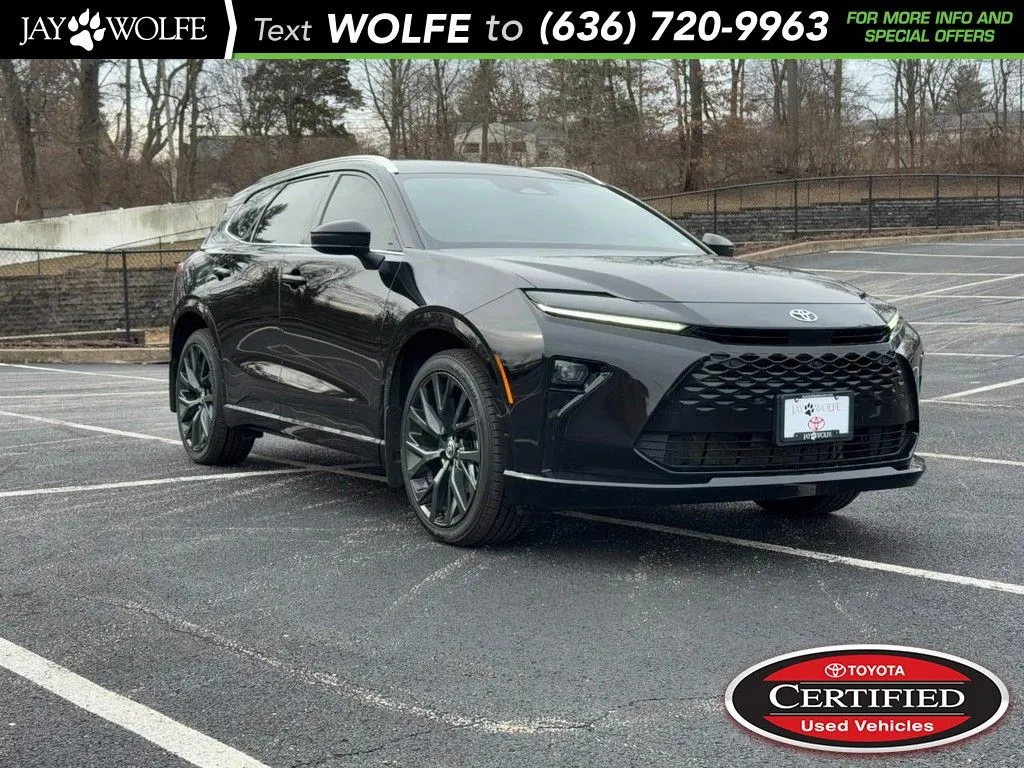 Black 2025 Toyota Crown Signia Limited for sale in Ballwin, MO