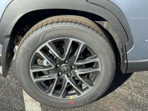 More photos of 2026 Toyota Corolla Cross XLE at Jay Wolfe Toyota of West County, MO