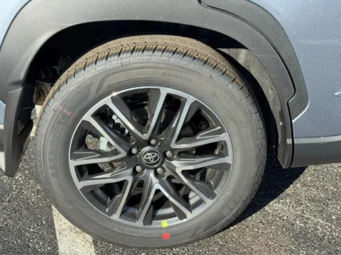 More photos of 2026 Toyota Corolla Cross XLE at Jay Wolfe Toyota of West County, MO