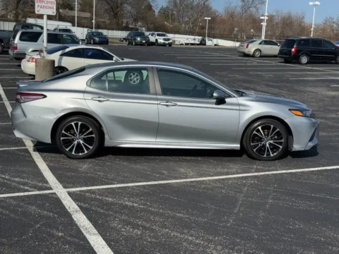 Photos of 2018 Toyota Camry SE for sale in Ballwin, MO at Jay Wolfe Toyota of West County