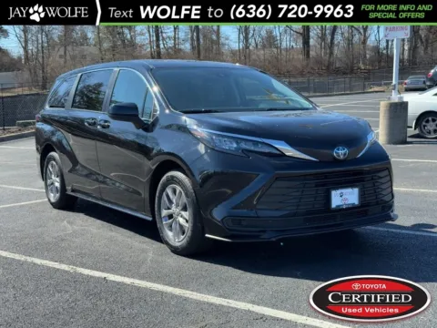 Black 2024 Toyota Sienna LE for sale in Ballwin, MO