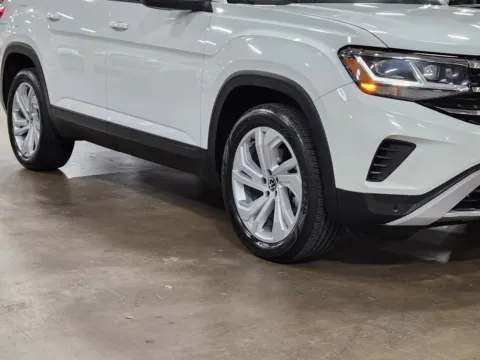 More photos of 2022 Volkswagen Atlas 3.6L V6 SE w/Technology at Jay Wolfe Toyota of West County, MO