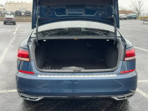 More photos of 2020 Volkswagen Passat 2.0T R-Line at Jay Wolfe Toyota of West County, MO