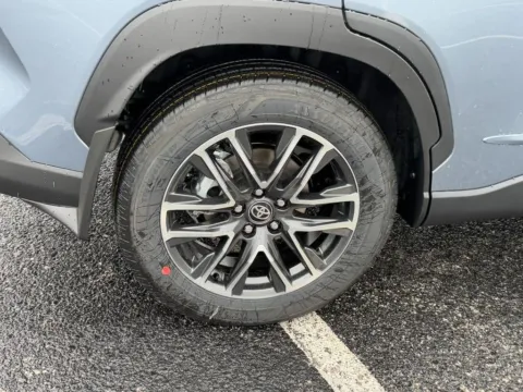 More photos of 2026 Toyota Corolla Cross XLE at Jay Wolfe Toyota of West County, MO