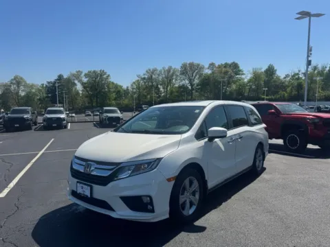 Another view of 2018 Honda Odyssey EX-L for sale in Ballwin, MO at Jay Wolfe Toyota of West County