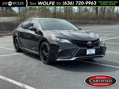 Black 2024 Toyota Camry XSE for sale in Ballwin, MO