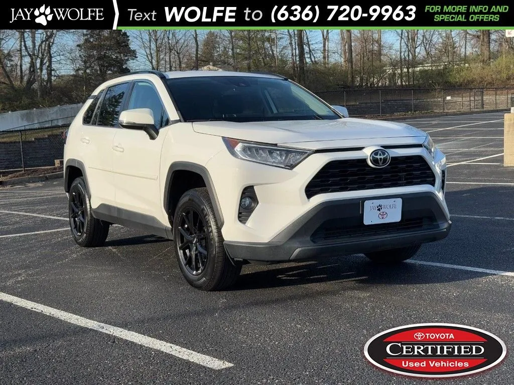 White 2021 Toyota RAV4 XLE for sale in Ballwin, MO