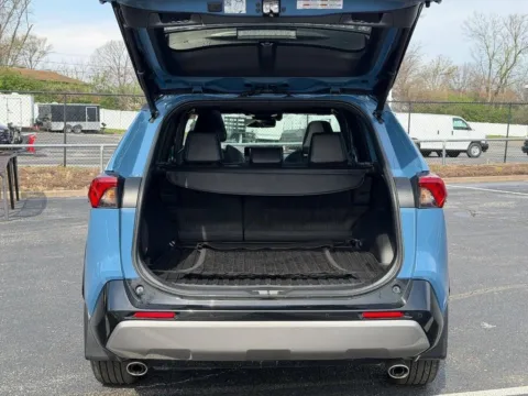 More photos of 2023 Toyota RAV4 Hybrid XSE at Jay Wolfe Toyota of West County, MO