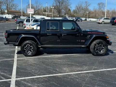 Photos of 2023 Jeep Gladiator Rubicon for sale in Ballwin, MO at Jay Wolfe Toyota of West County