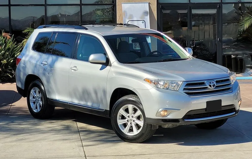 2011 Toyota Highlander SE for sale in Ballwin, MO