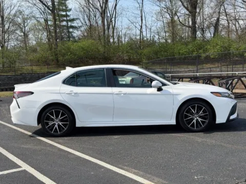 Photos of 2024 Toyota Camry SE for sale in Ballwin, MO at Jay Wolfe Toyota of West County