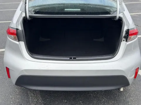 More photos of 2025 Toyota Corolla LE at Jay Wolfe Toyota of West County, MO